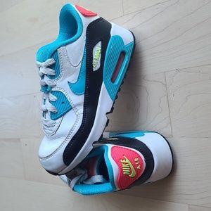 Kids Nike AIR MAX size 12.5 excellent condition